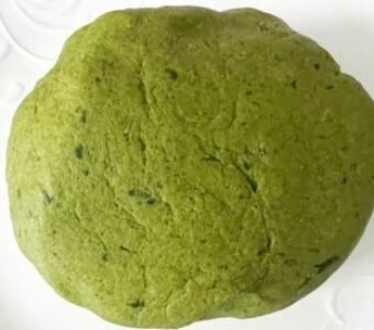 Green Peas Poori Doughs